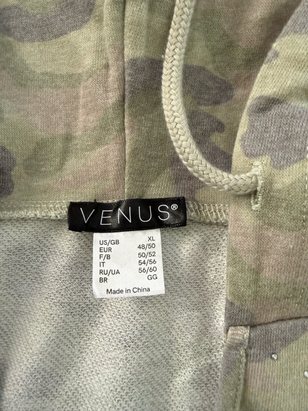 VENUS Green & Gray Camo Hooded Pullover - Picture 2 of 3